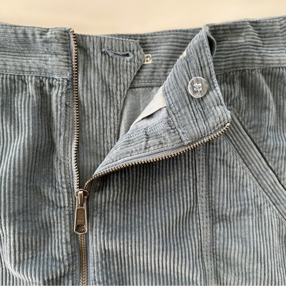 American Eagle high-rise a-line  mini skirt, in 💯 cotton corduroy - Picture 7 of 11